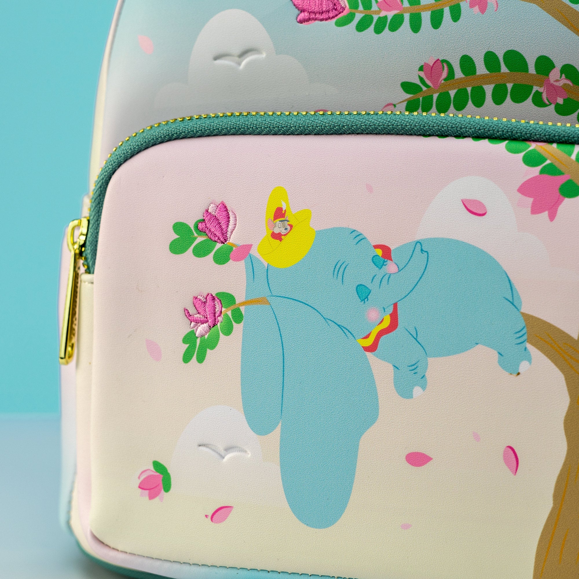 Box lunch dumbo backpack best sale