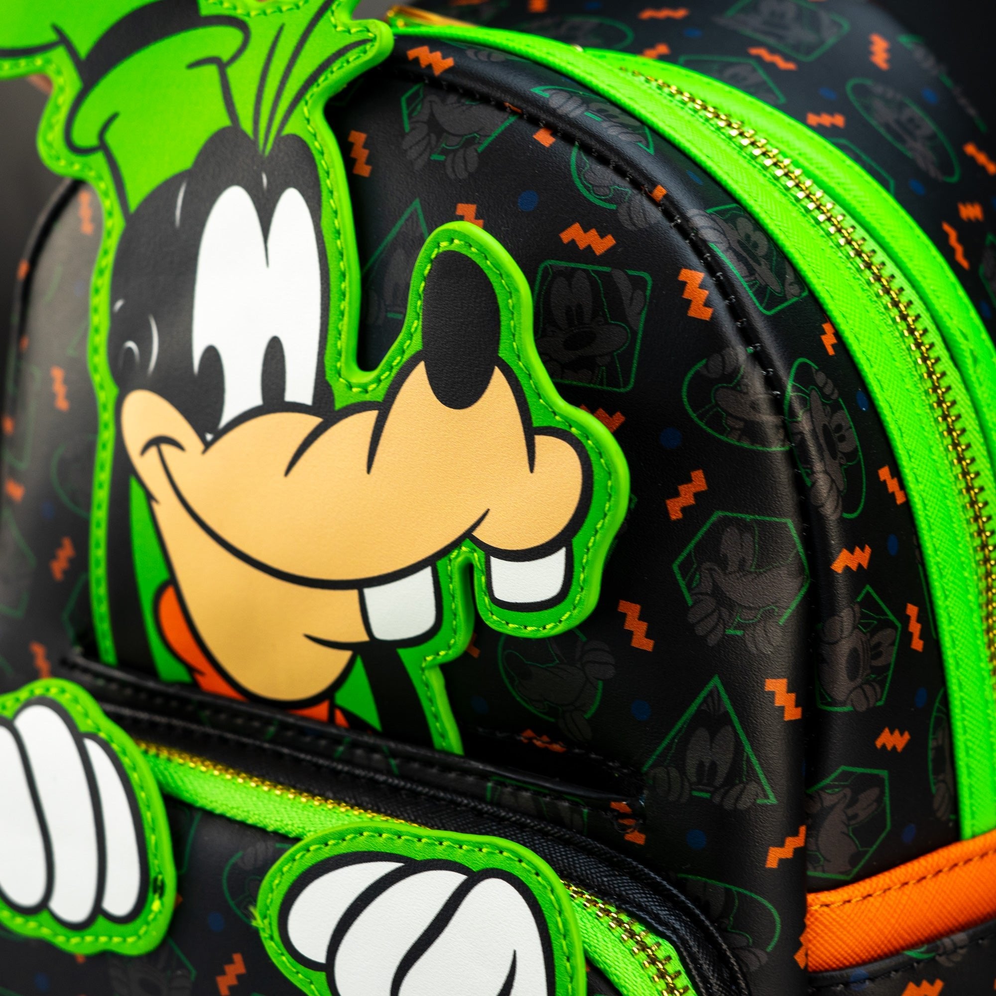 Loungefly x Disney Goofy Sliding Pose Mini Backpack - GeekCore