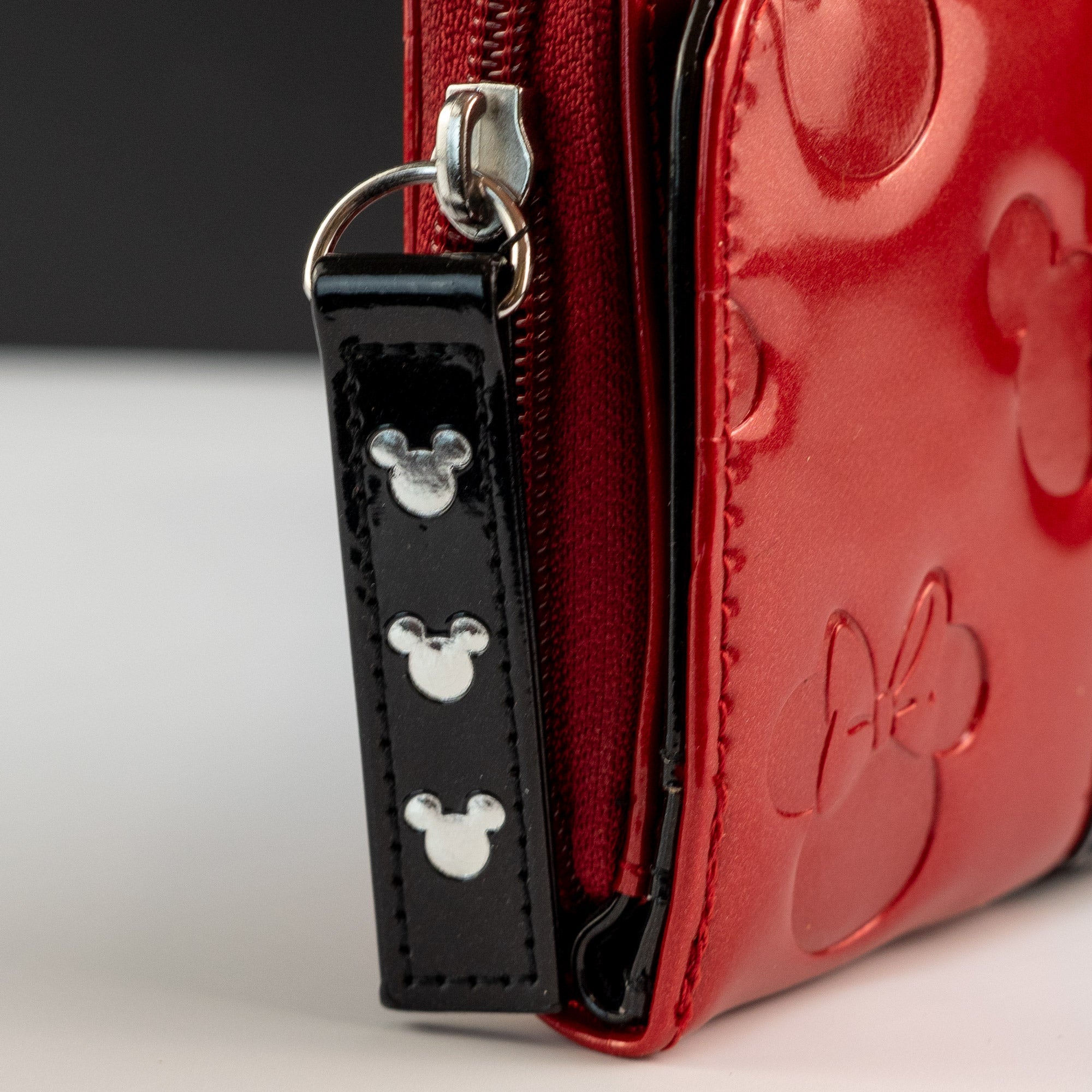 Loungefly x Disney Mickey and Minnie Mouse Red Silhouettes Wallet - GeekCore