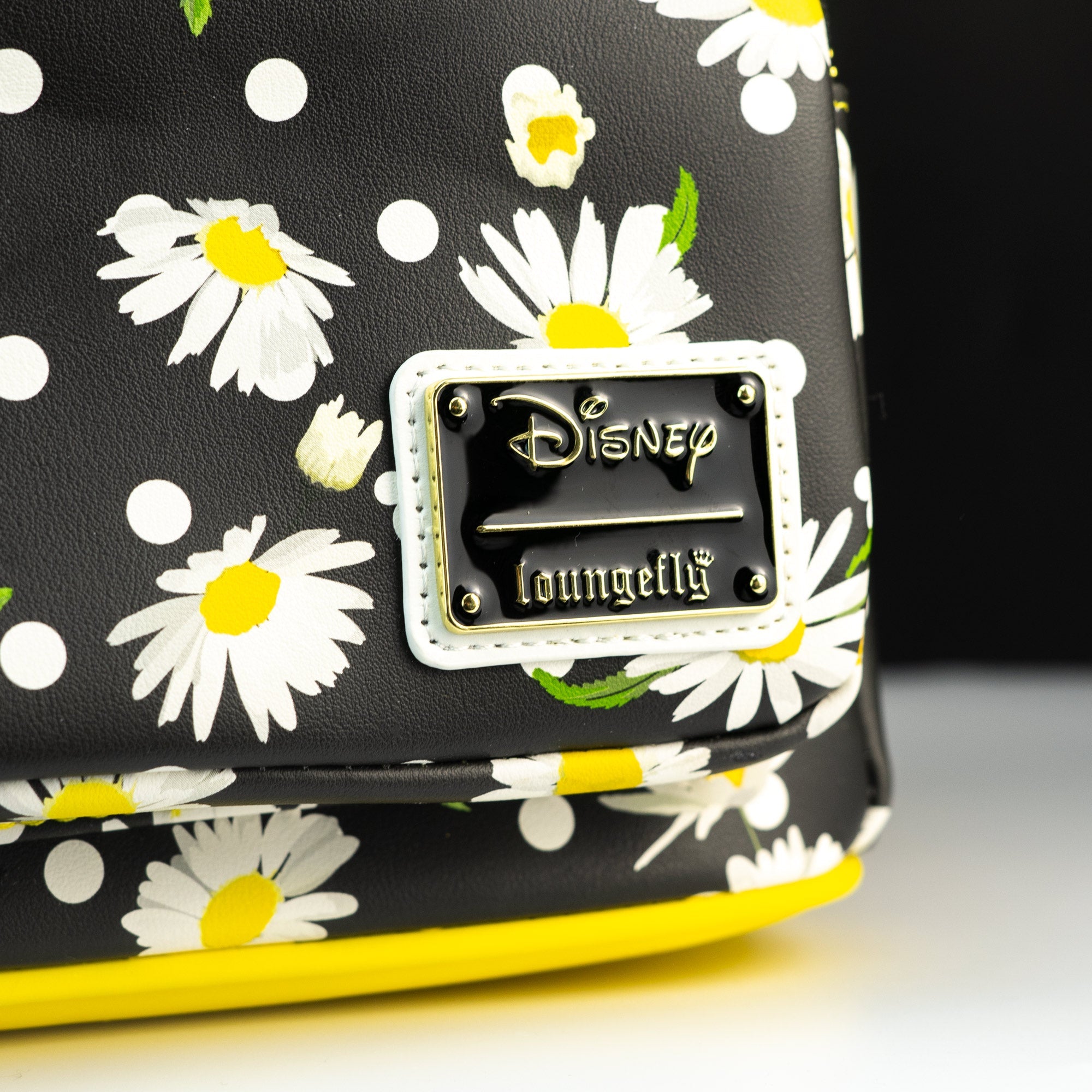 Loungefly x Disney Minnie Mouse Daisies Mini Backpack - GeekCore