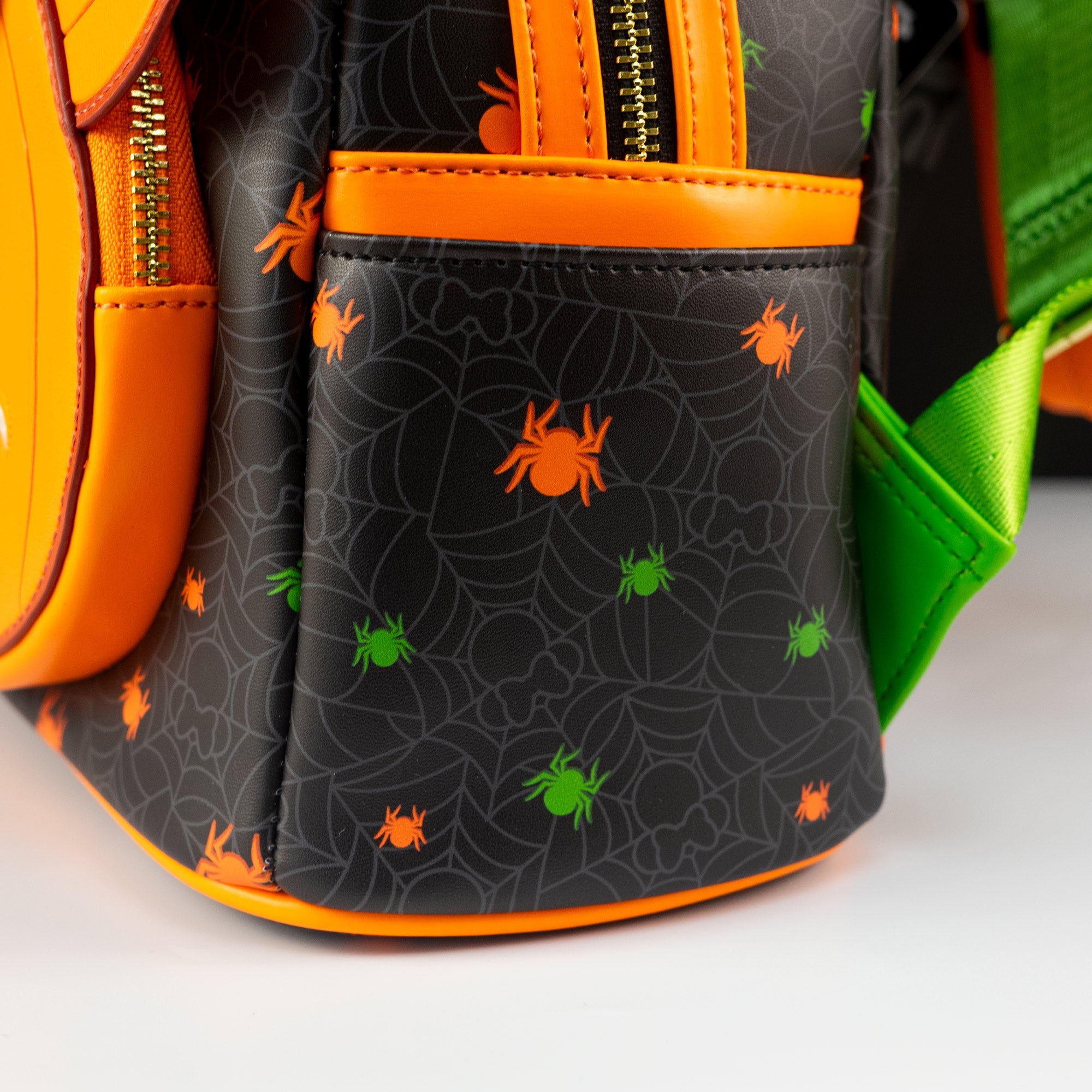 Loungefly x Disney Minnie - O - Lantern Pumpkin Minnie Mouse Mini Backpack - GeekCore