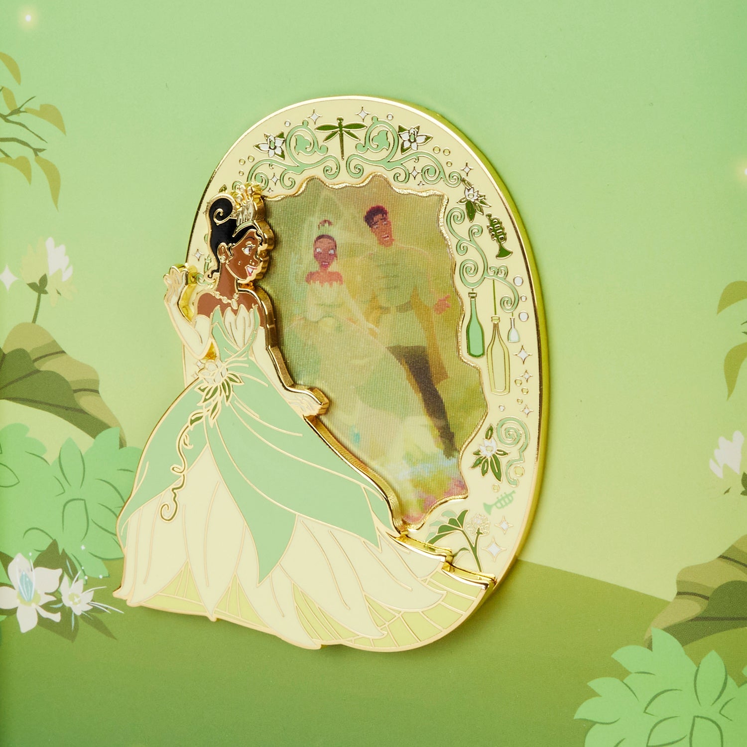Loungefly x Disney Princess and The Frog Princess Tiana Lenticular 3 - Inch Pin - GeekCore