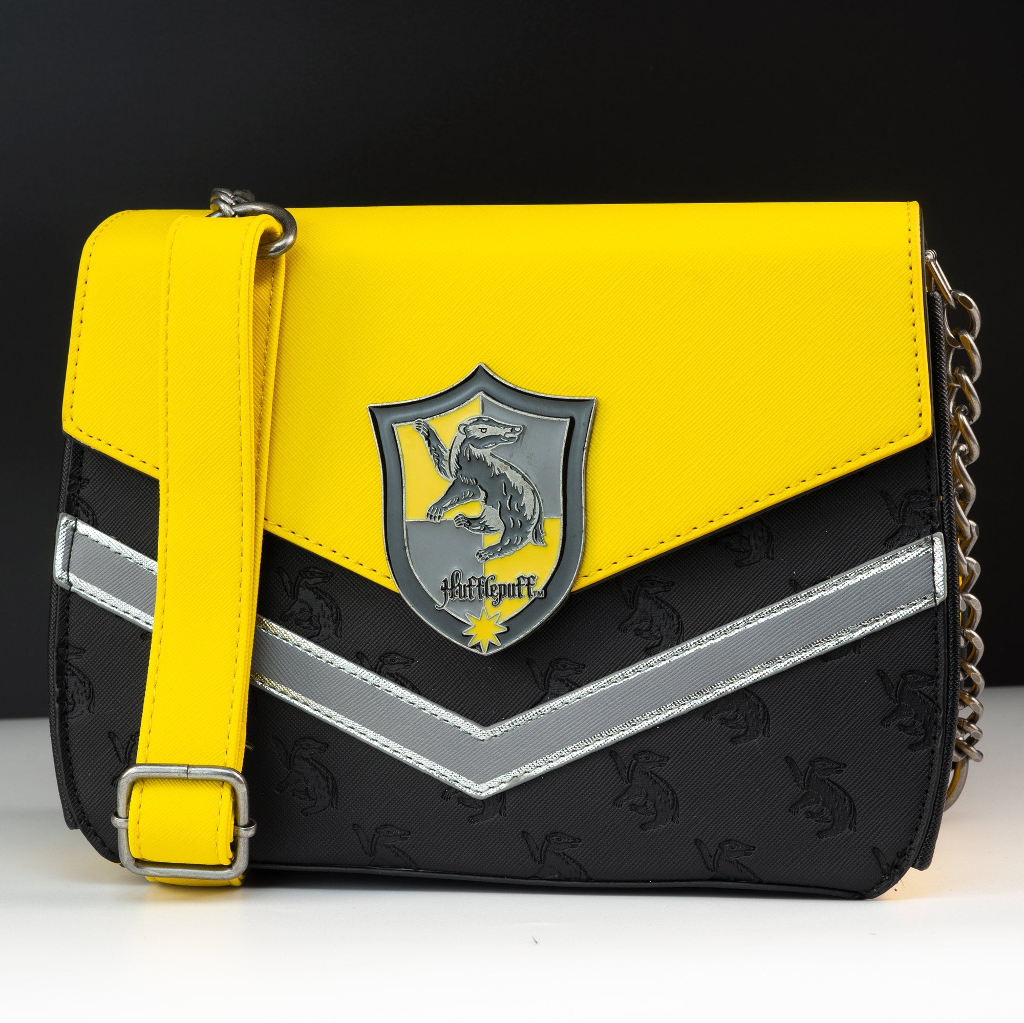 Loungefly x Harry Potter Hufflepuff Chain Strap Crossbody Bag - GeekCore