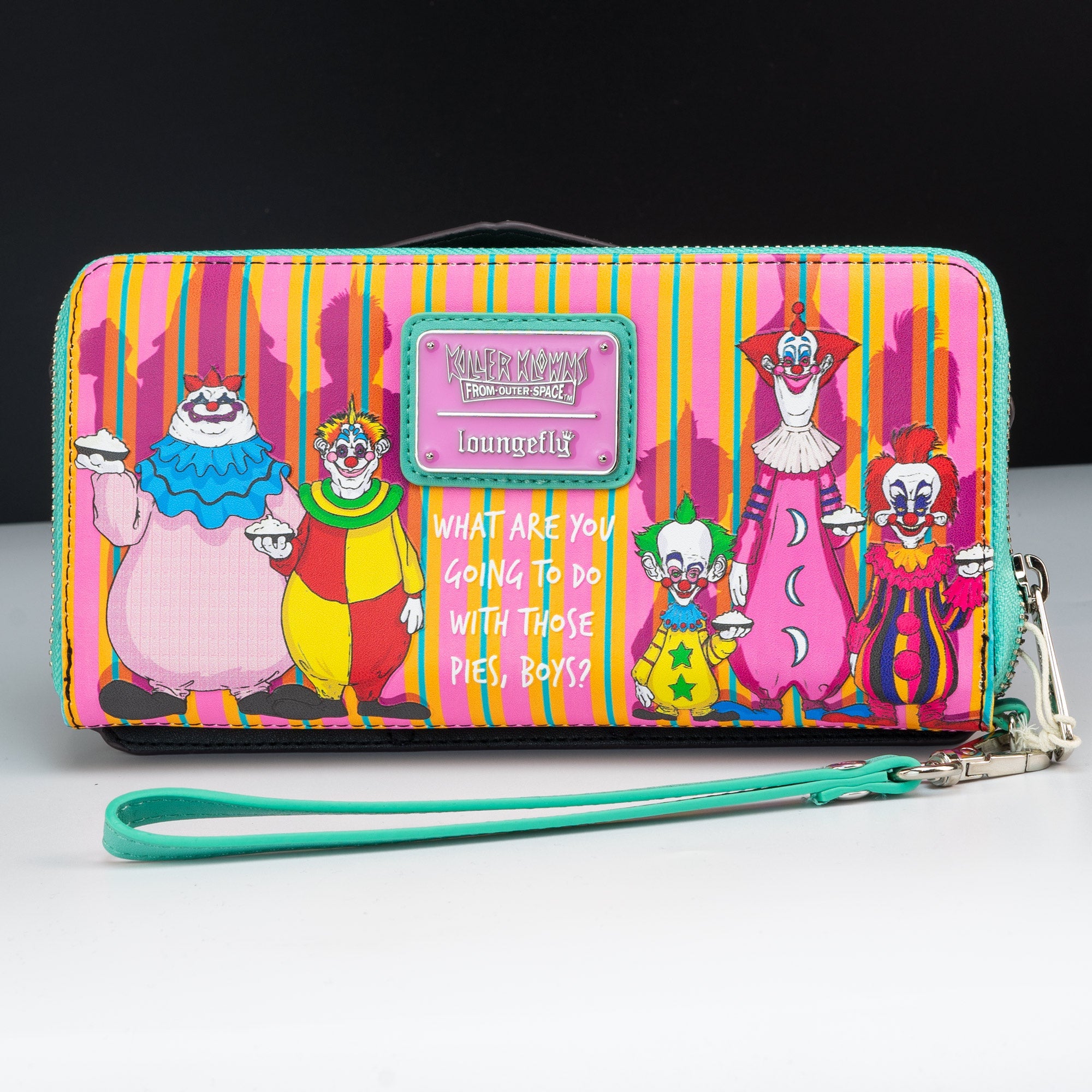 Loungefly x MGM Studios’ Killer Klowns from Outer Space Wristlet - GeekCore