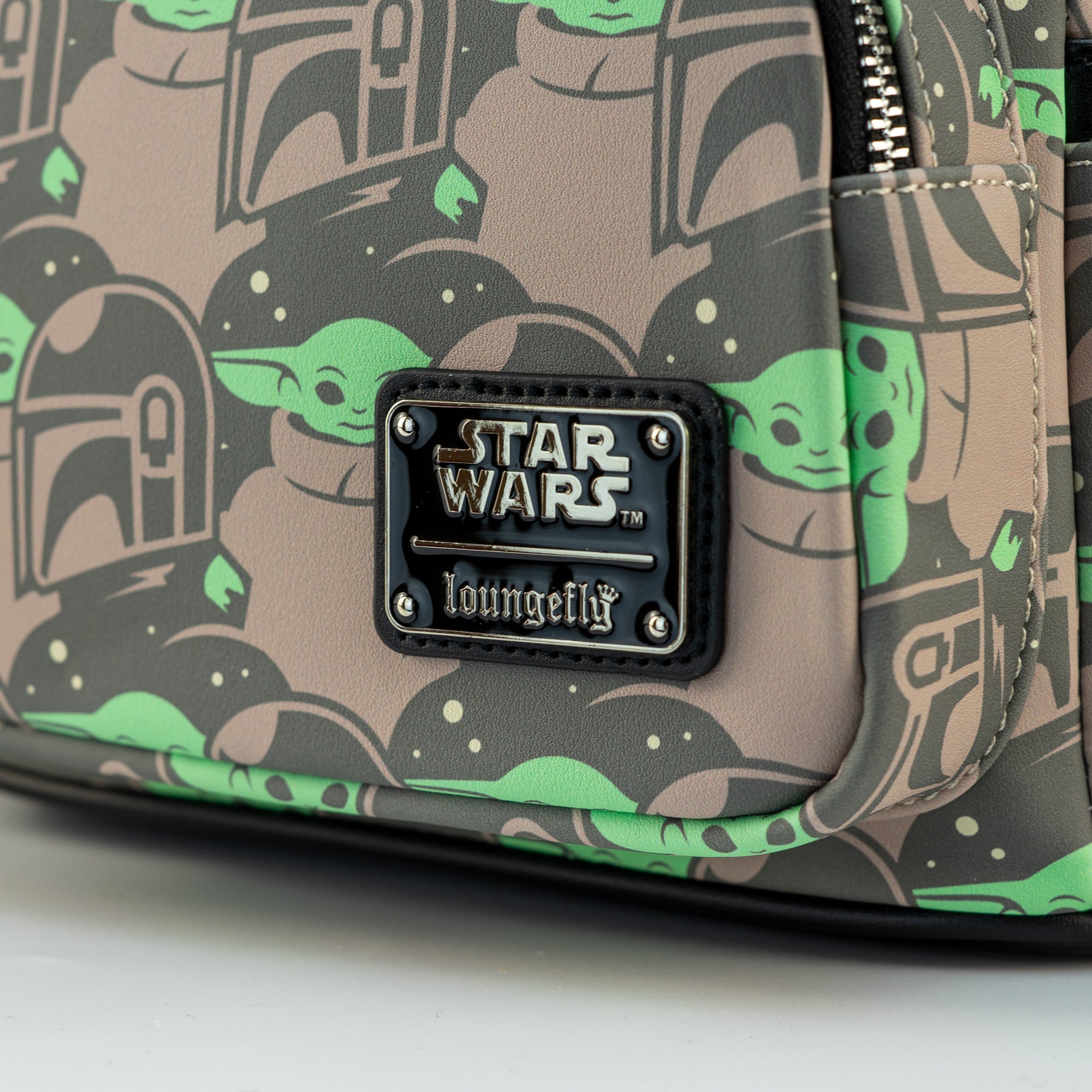 Loungefly x The Mandalorian, Grogu and Mandalorian Print Mini Backpack - GeekCore